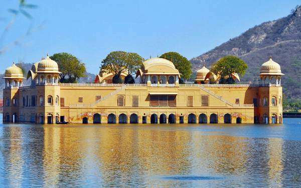 luxury golden triangle tour india