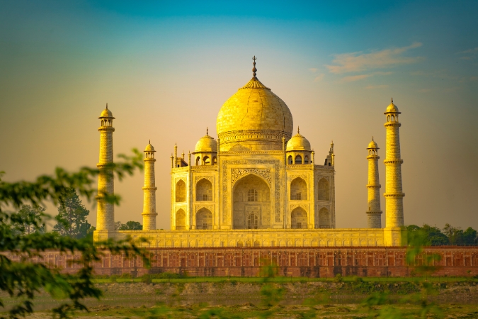 Luxury Taj and Cultural Tour